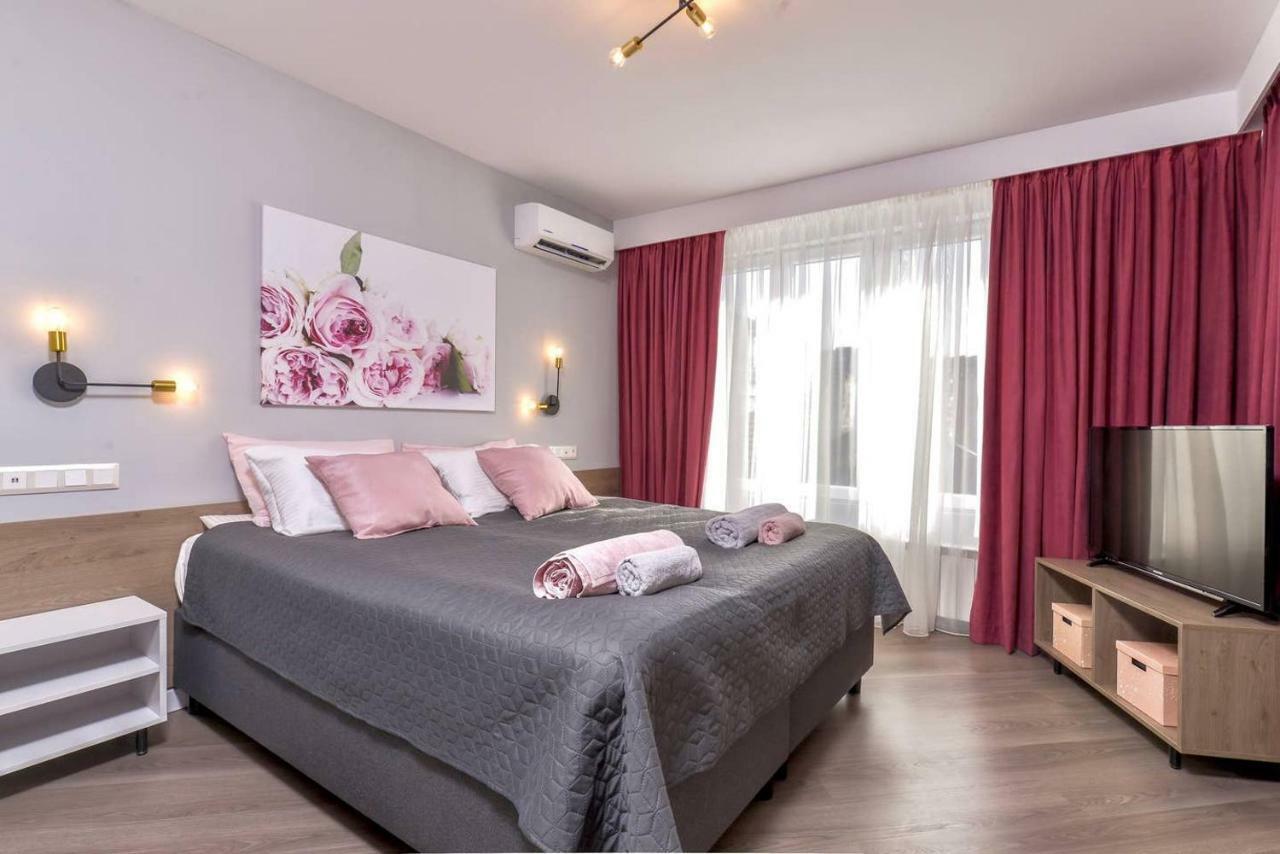 ROSÉ one bedroom designer apartment in city centre Sofía Exterior foto