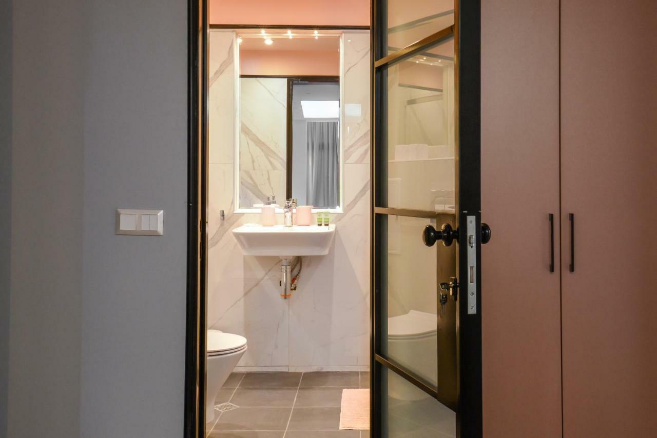 ROSÉ one bedroom designer apartment in city centre Sofía Exterior foto
